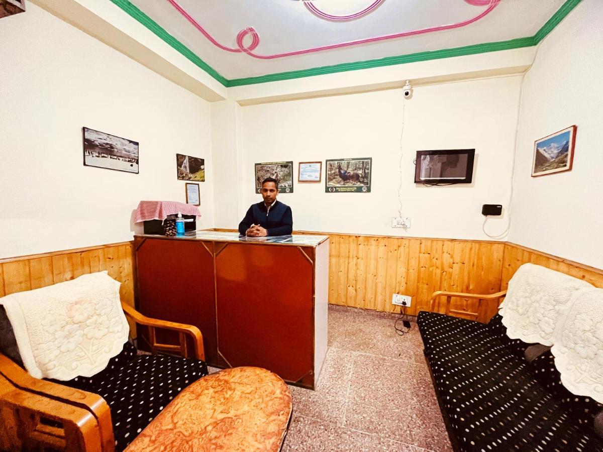 Hotel Snow Mountain Mall Road Маналі Екстер'єр фото