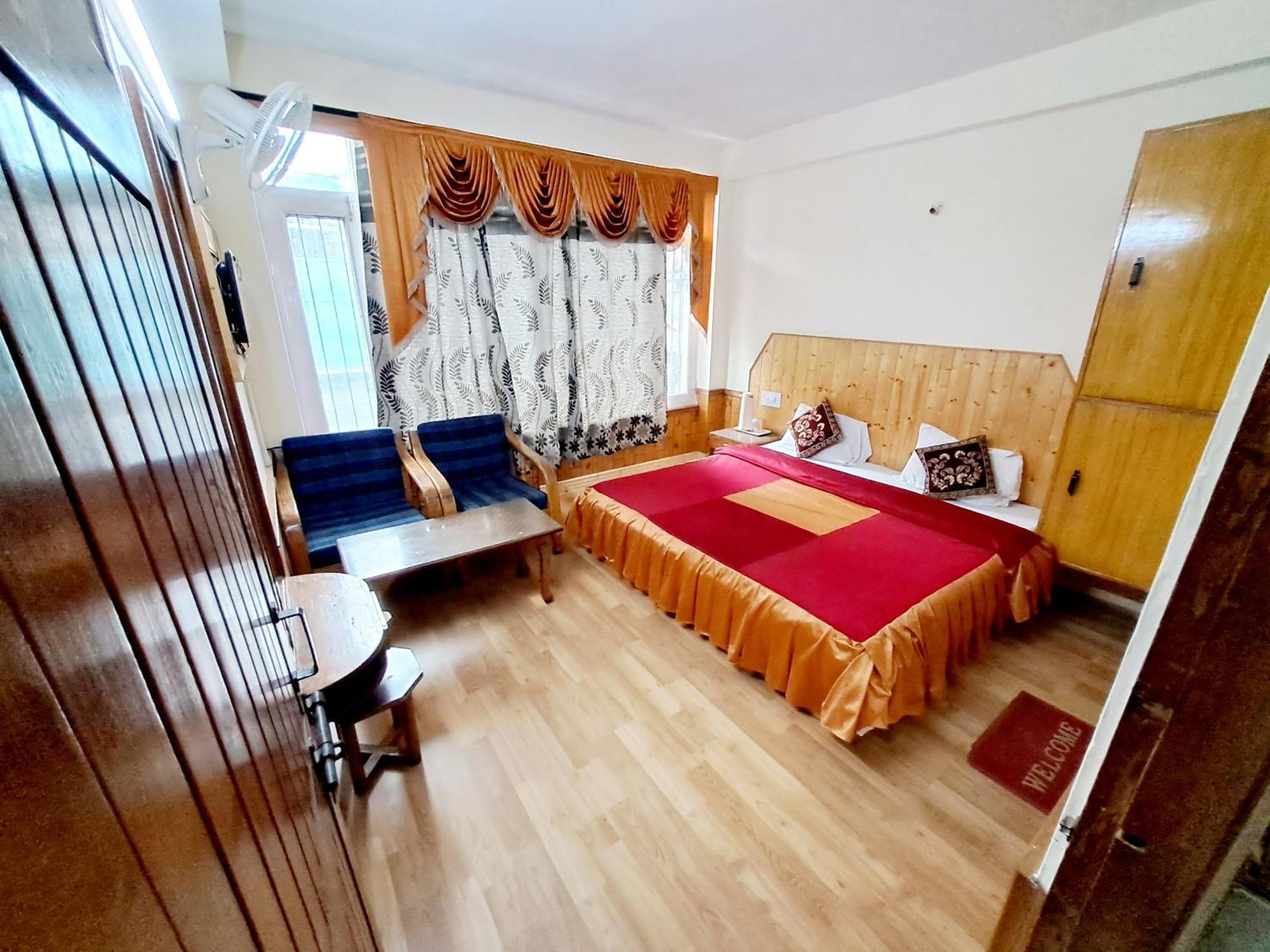 Hotel Snow Mountain Mall Road Маналі Екстер'єр фото